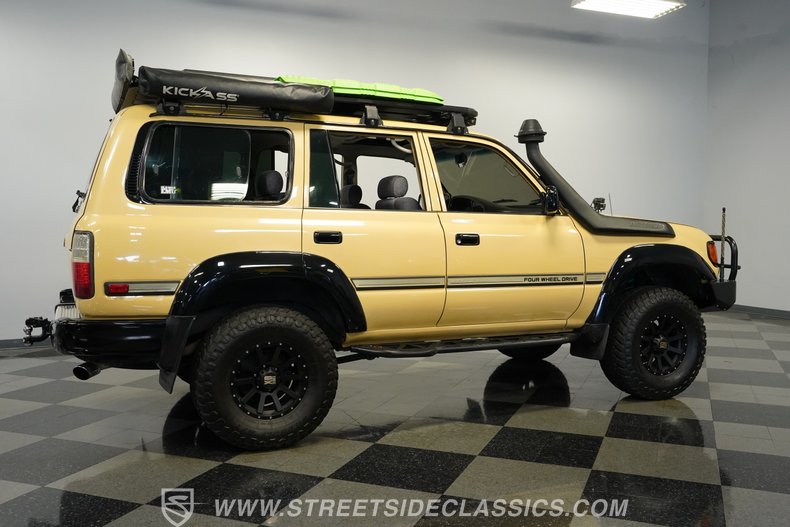 For Sale 1991 Toyota Land Cruiser Stock# 10424-CHA Fullscreen Grid Image 14