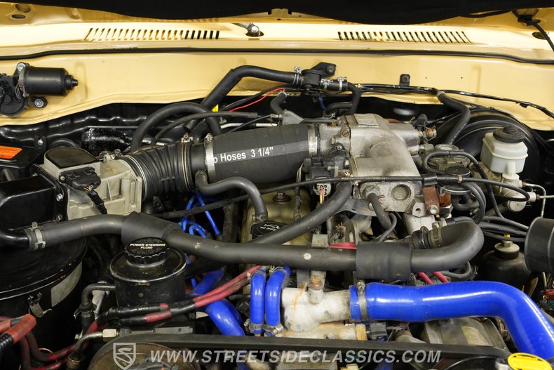 For Sale 1991 Toyota Land Cruiser Stock# 10424-CHA Fullscreen Grid Image 35
