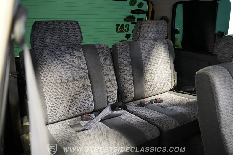 For Sale 1991 Toyota Land Cruiser Stock# 10424-CHA Fullscreen Grid Image 52