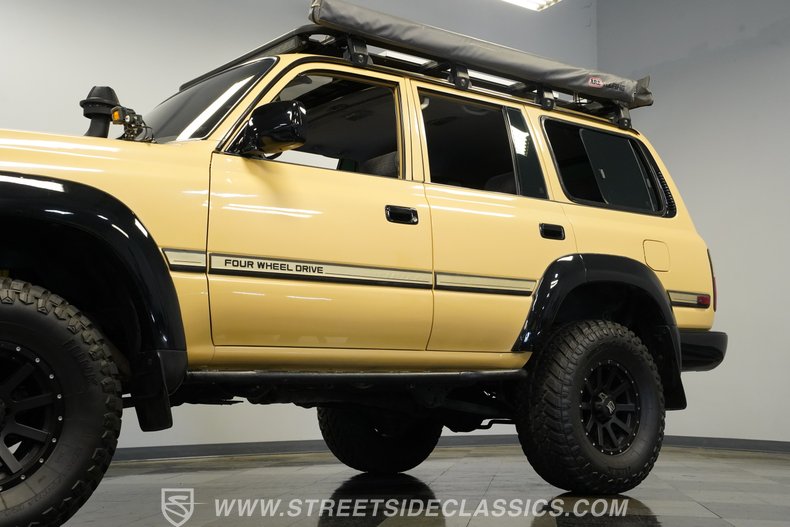 For Sale 1991 Toyota Land Cruiser Stock# 10424-CHA Fullscreen Grid Image 23