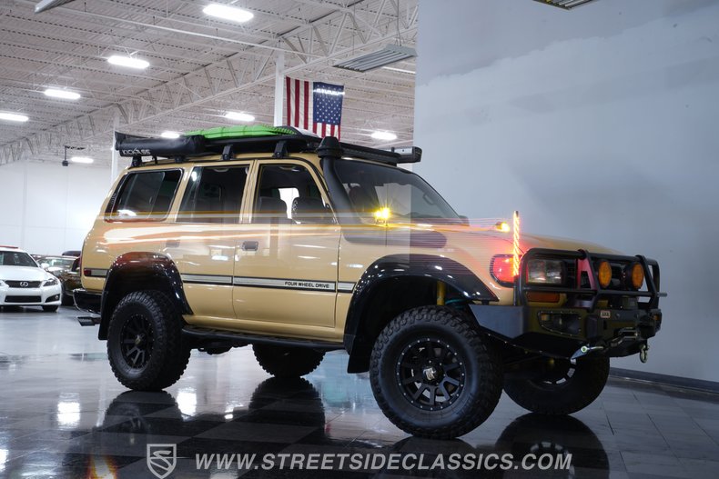 For Sale 1991 Toyota Land Cruiser Stock# 10424-CHA Fullscreen Grid Image 85