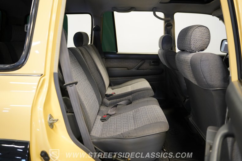 For Sale 1991 Toyota Land Cruiser Stock# 10424-CHA Fullscreen Grid Image 54