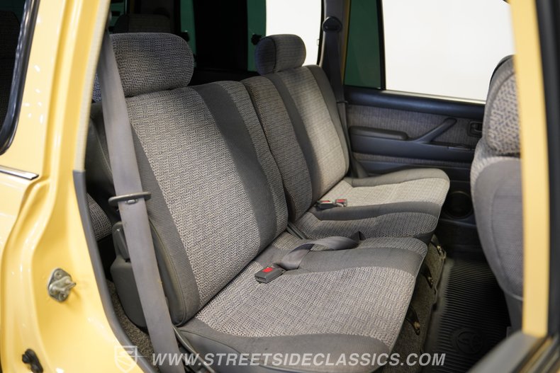 For Sale 1991 Toyota Land Cruiser Stock# 10424-CHA Fullscreen Grid Image 53