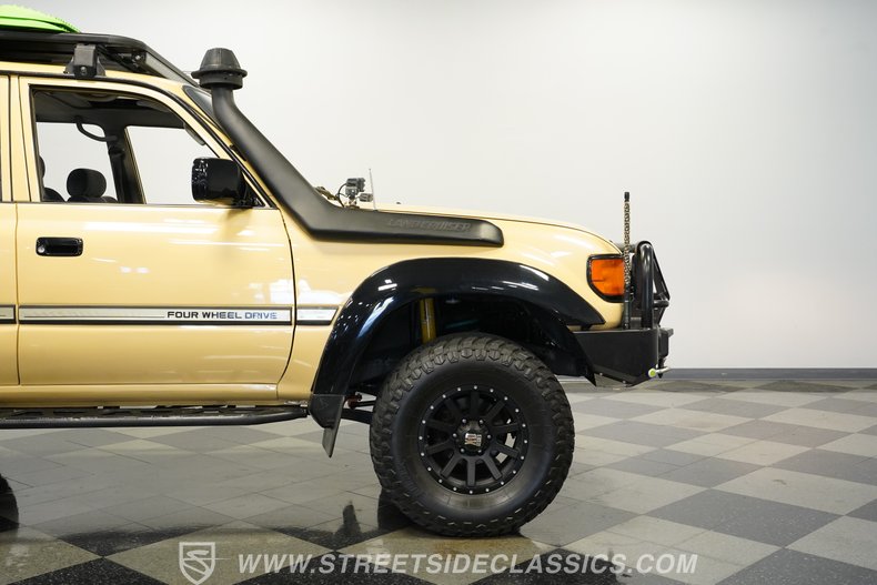 For Sale 1991 Toyota Land Cruiser Stock# 10424-CHA Fullscreen Grid Image 31