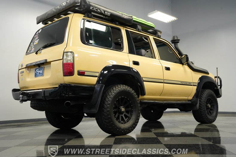 For Sale 1991 Toyota Land Cruiser Stock# 10424-CHA Fullscreen Grid Image 28