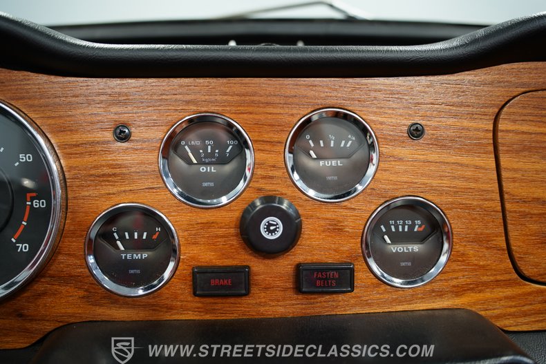 1973 Triumph TR6 42