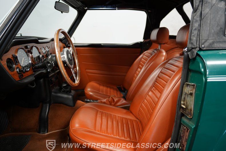 1973 Triumph TR6 38
