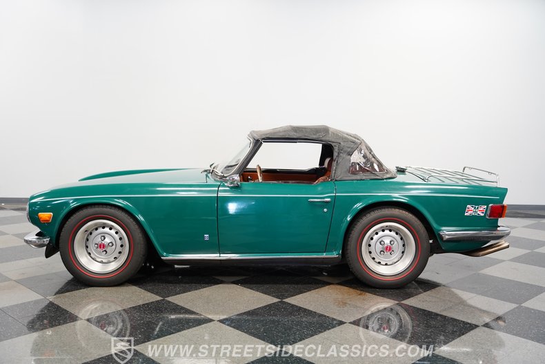 1973 Triumph TR6 8