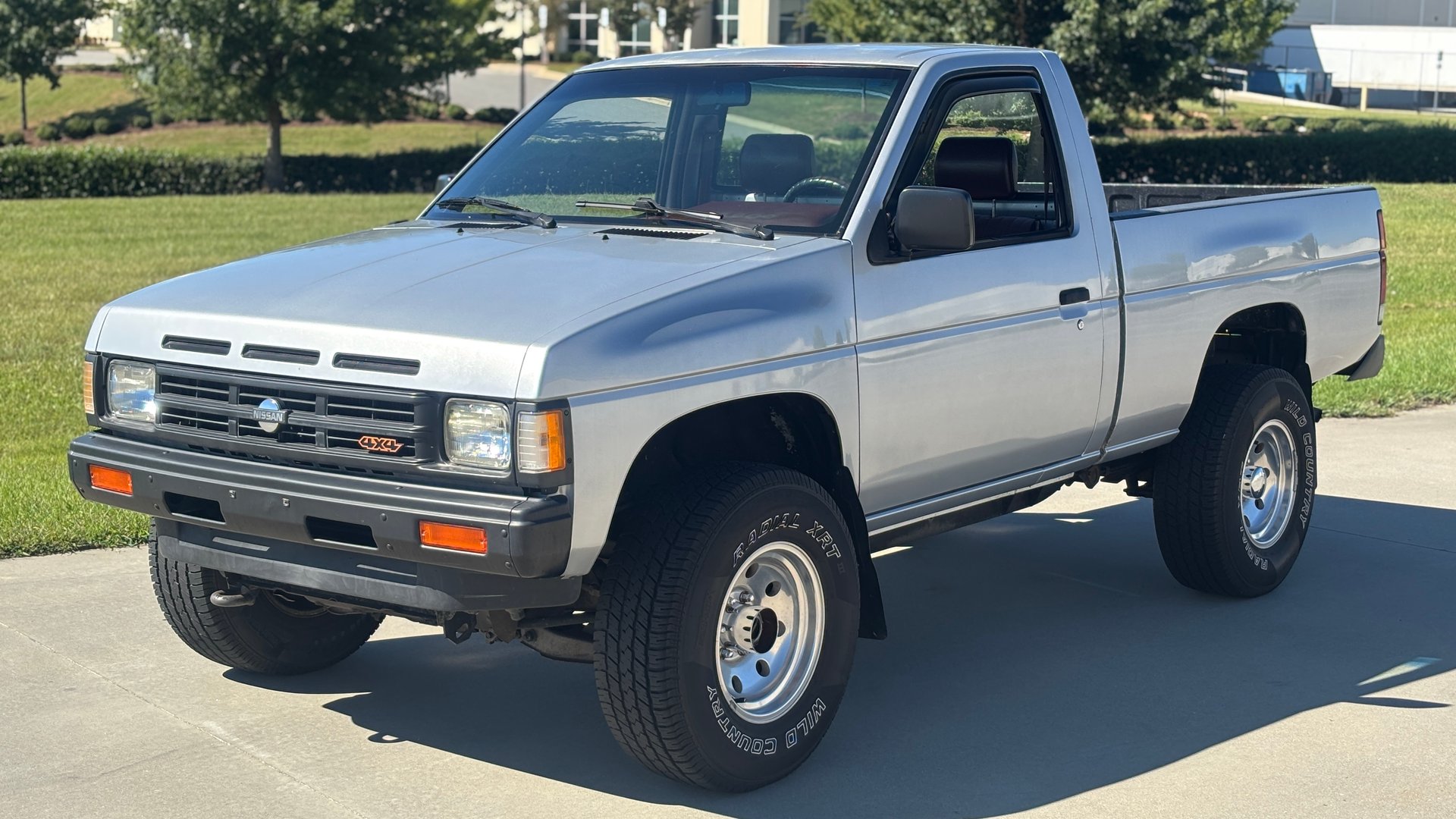 Nissan Pickup