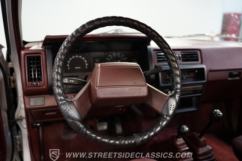 1990 Nissan Hardbody 40