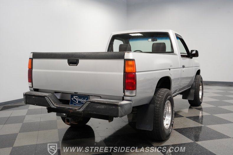 1990 Nissan Hardbody 12