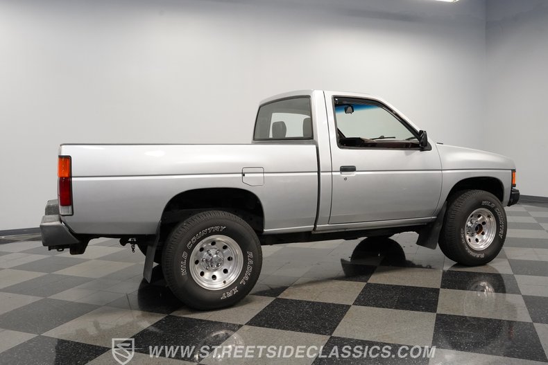 1990 Nissan Hardbody 14