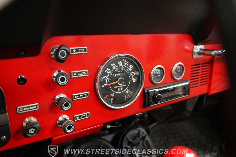 1985 Jeep CJ7 38
