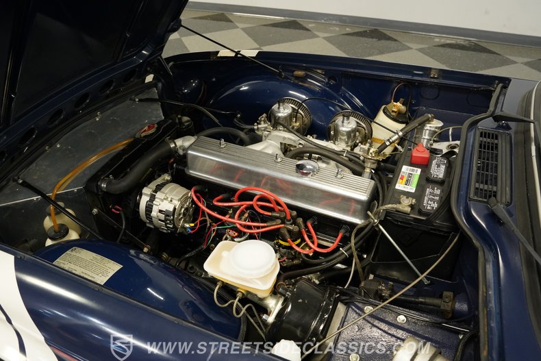 1974 Triumph TR6 33