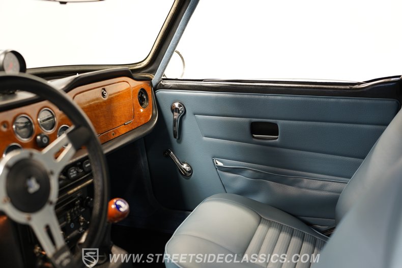 1974 Triumph TR6 46