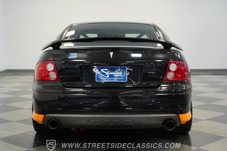 For Sale 2005 Pontiac GTO Stock# 10439-CHA Fullscreen Grid Image 11