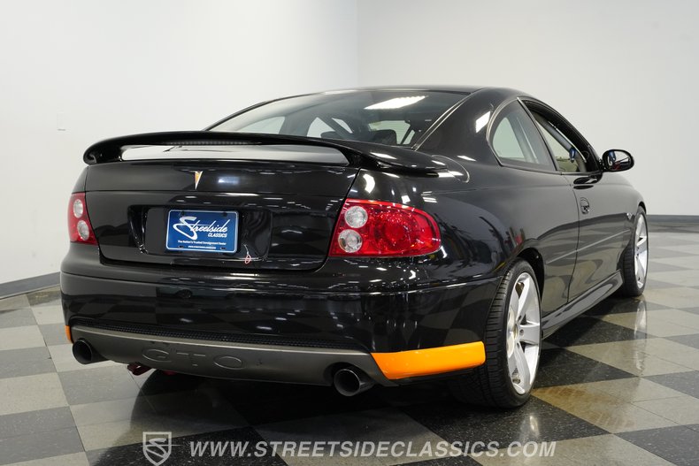For Sale 2005 Pontiac GTO Stock# 10439-CHA Fullscreen Grid Image 12