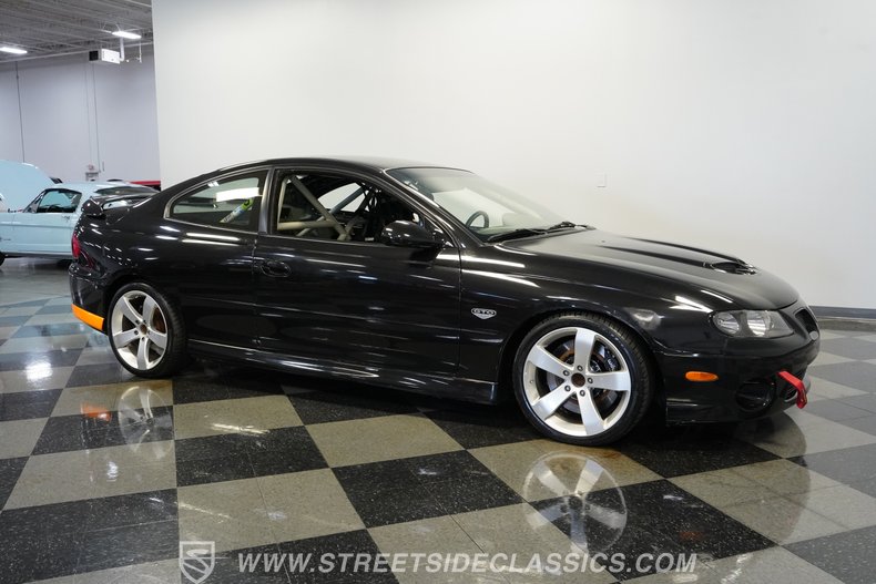 For Sale 2005 Pontiac GTO Stock# 10439-CHA Fullscreen Grid Image 16