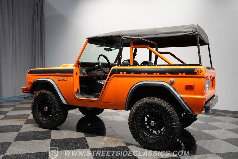 1974 Ford Bronco 9