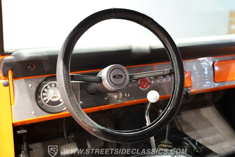 1974 Ford Bronco 38