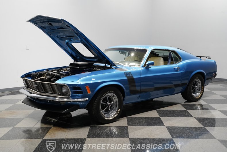 1970 Ford Mustang 32