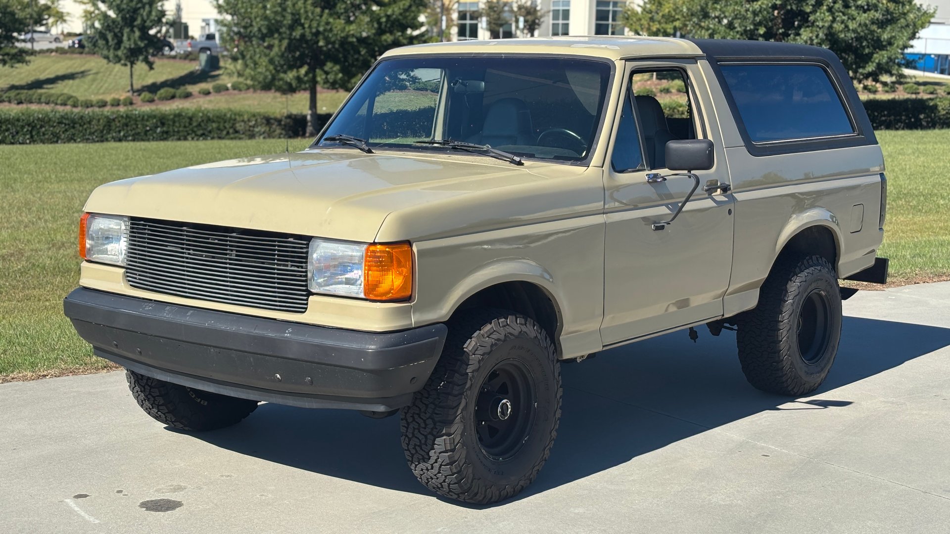 1989 Ford Bronco | Classic Cars for Sale - Streetside Classics
