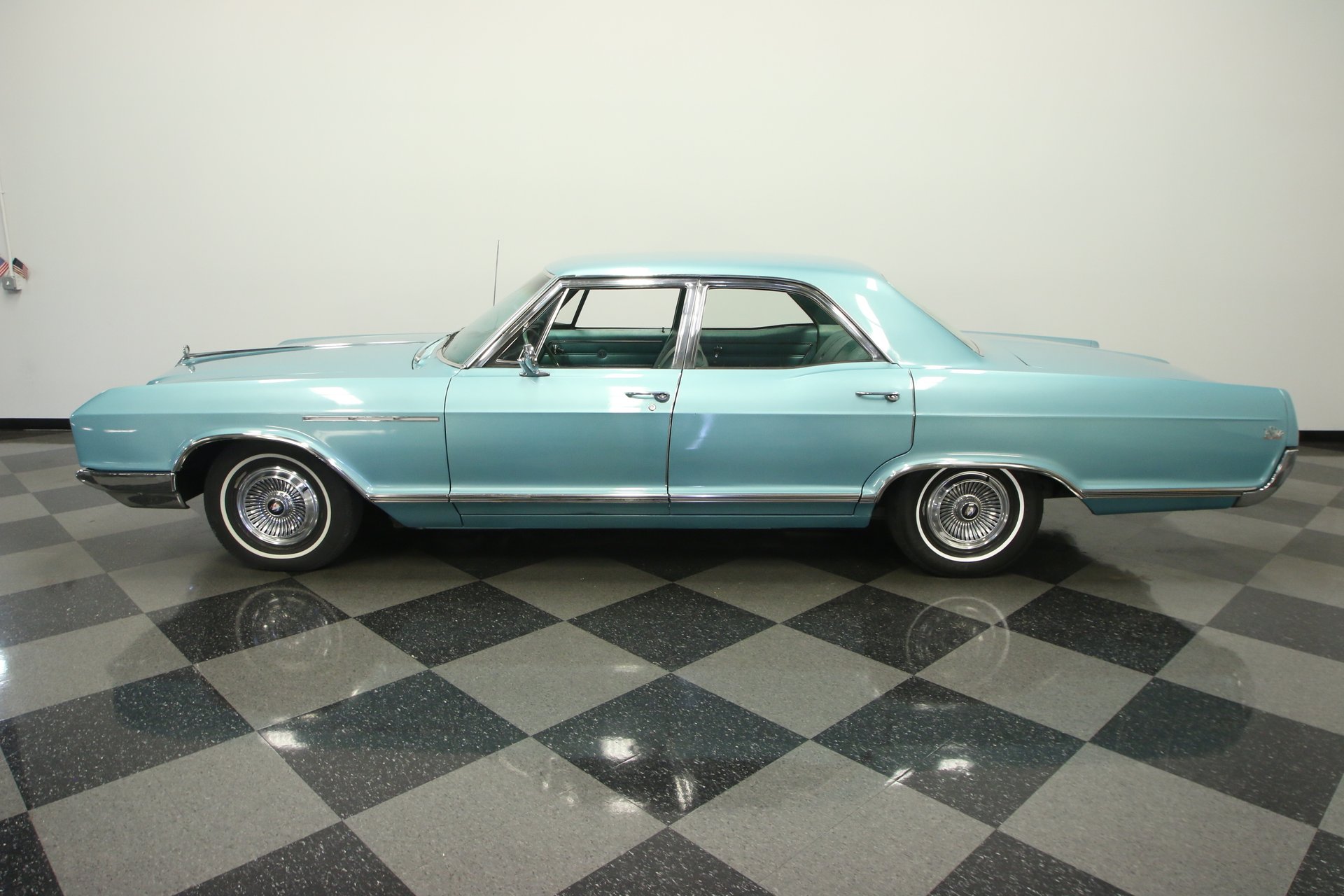 1966 buick lesabre custom sedan