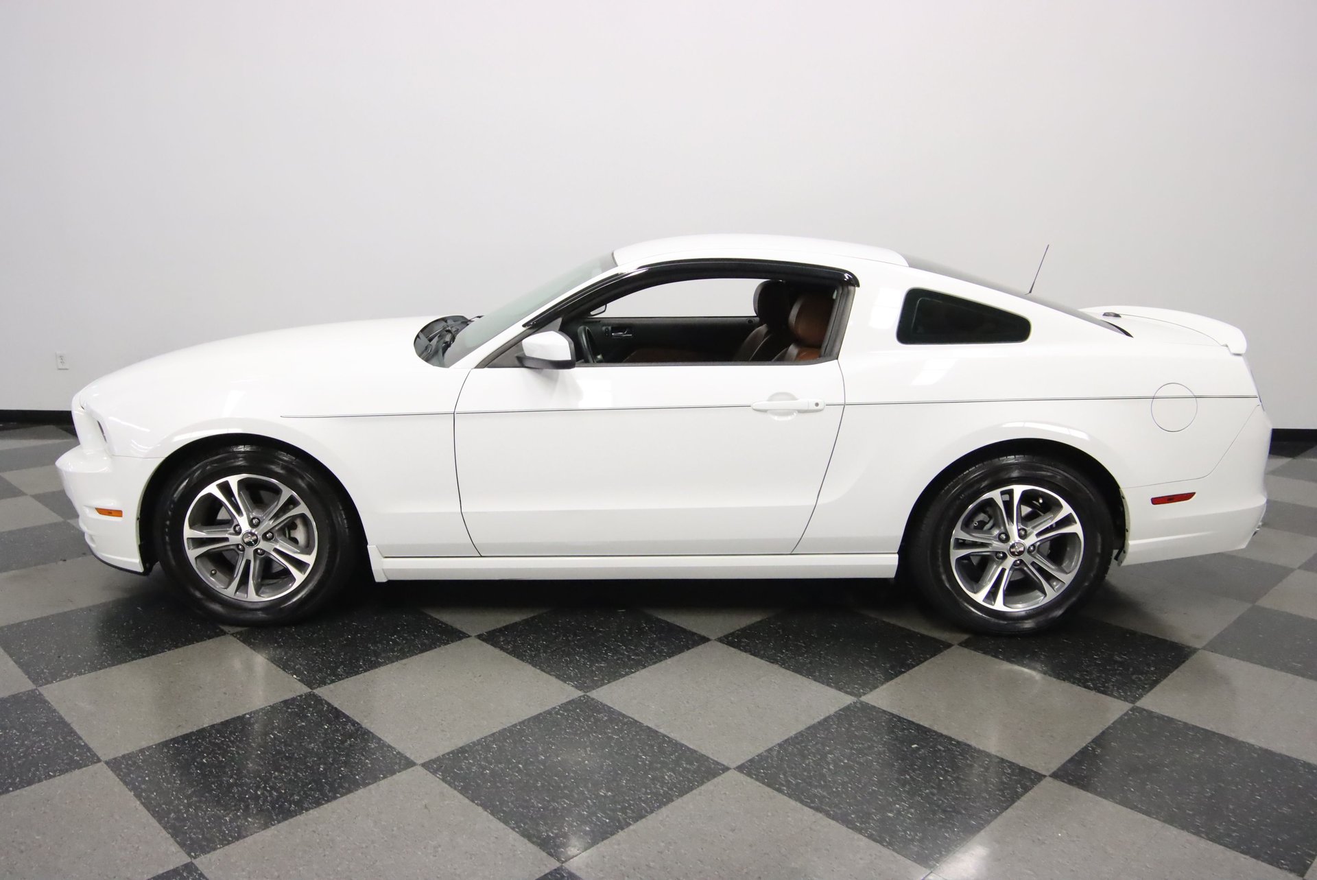 2014 ford mustang premium coupe
