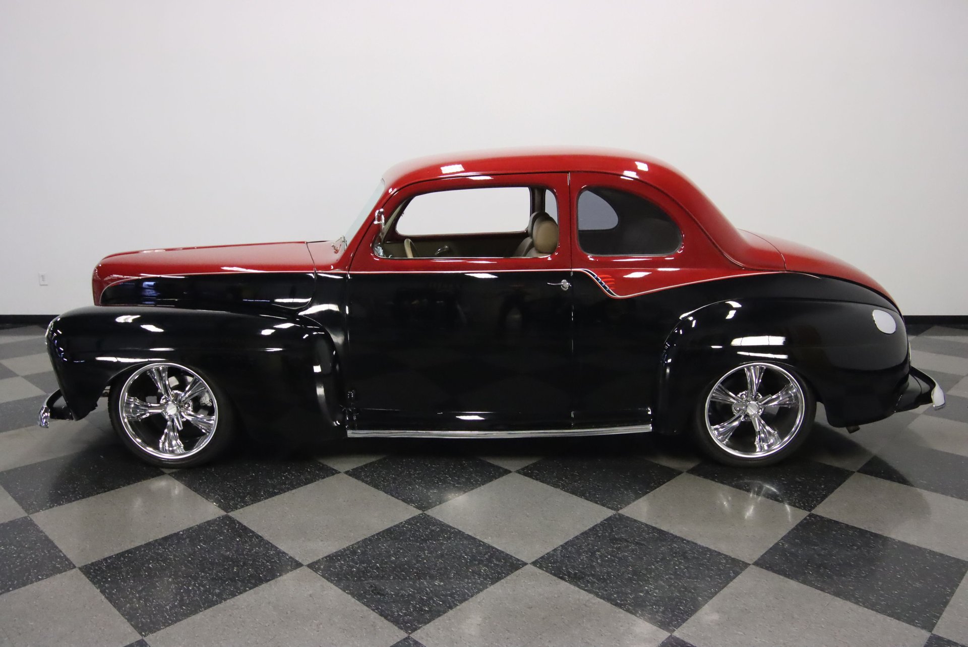 1947 ford custom coupe
