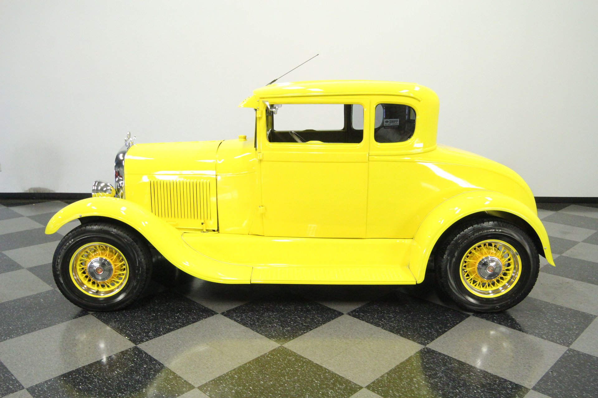 1929 ford 5 window coupe