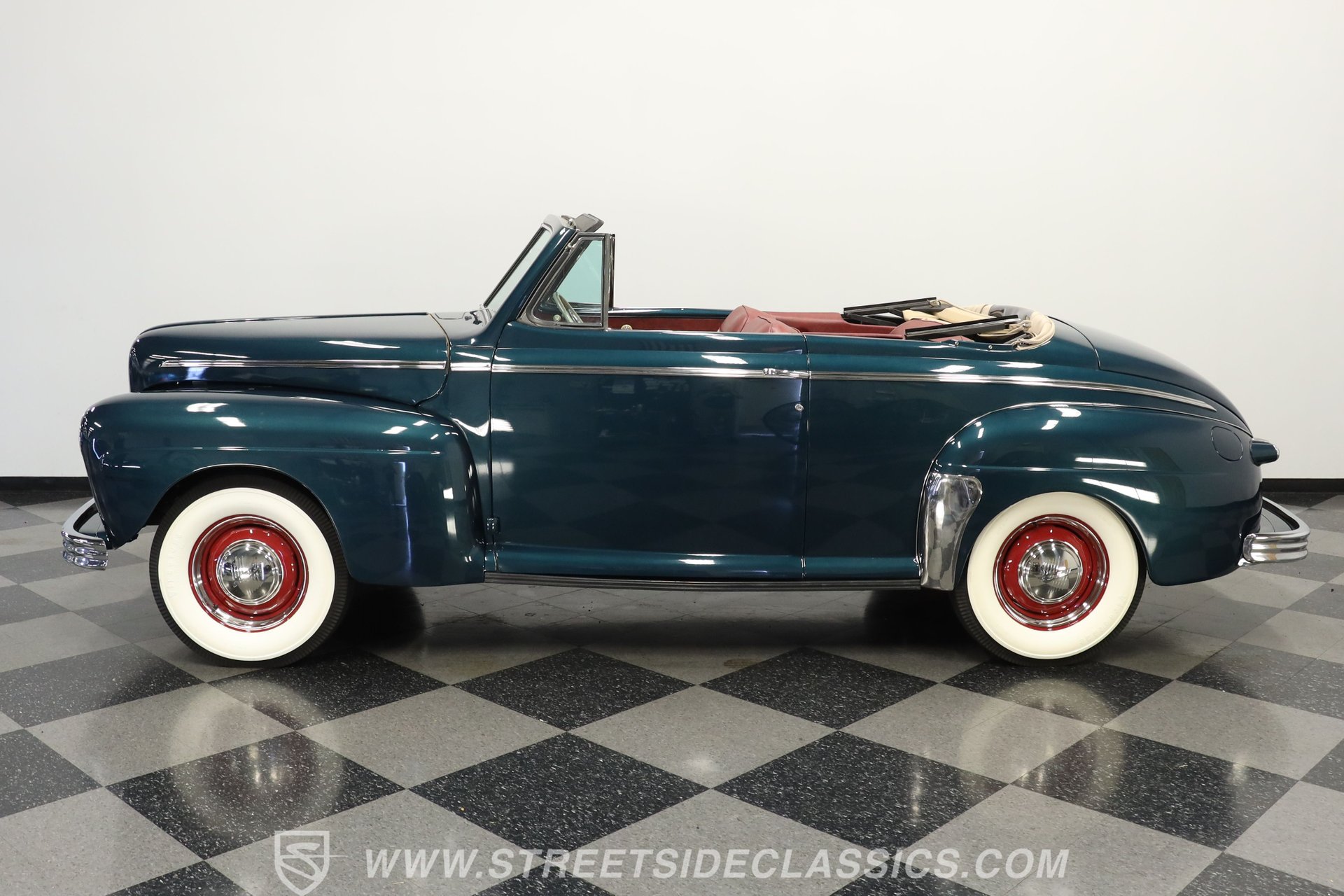 1946 ford deluxe convertible