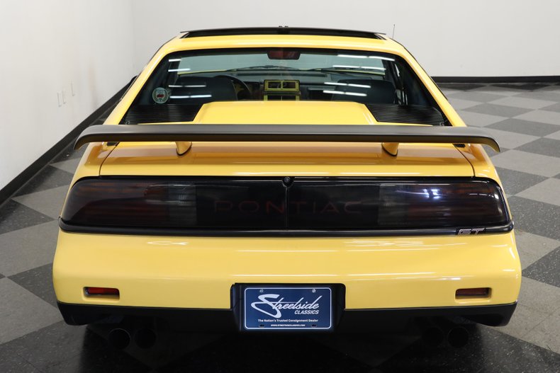1988 Pontiac Fiero GT 7