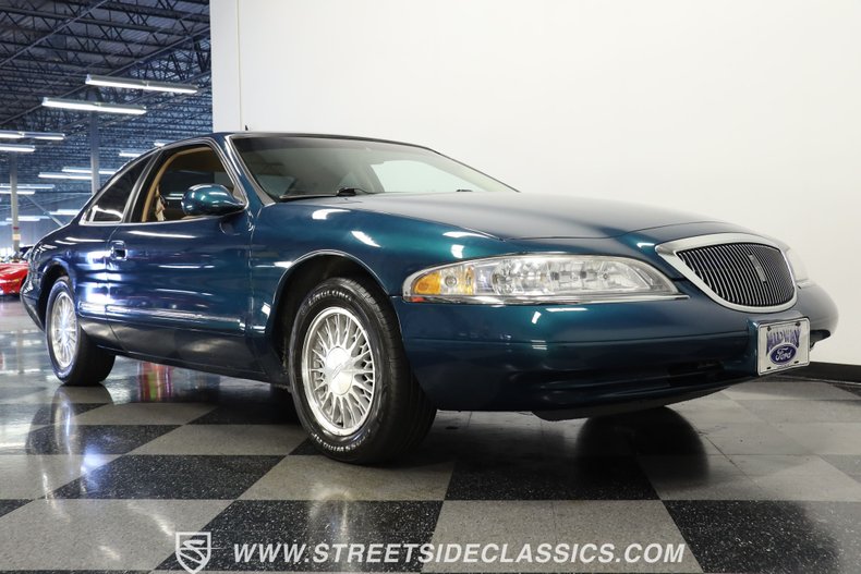 1997 Lincoln Mark VIII 29