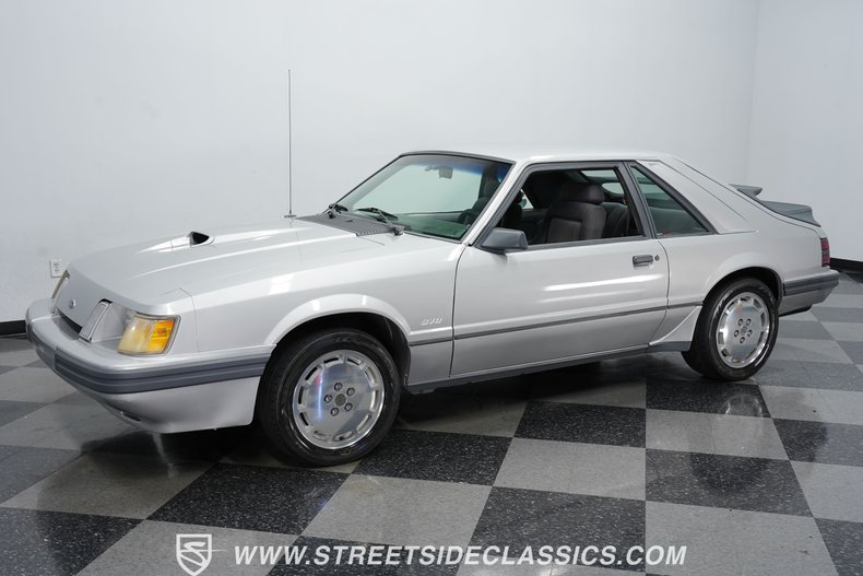 1985 Ford Mustang 5