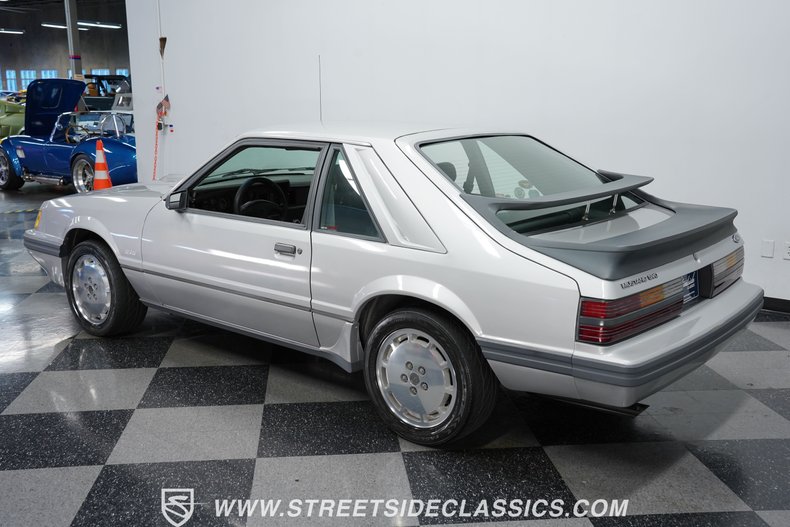 1985 Ford Mustang 6