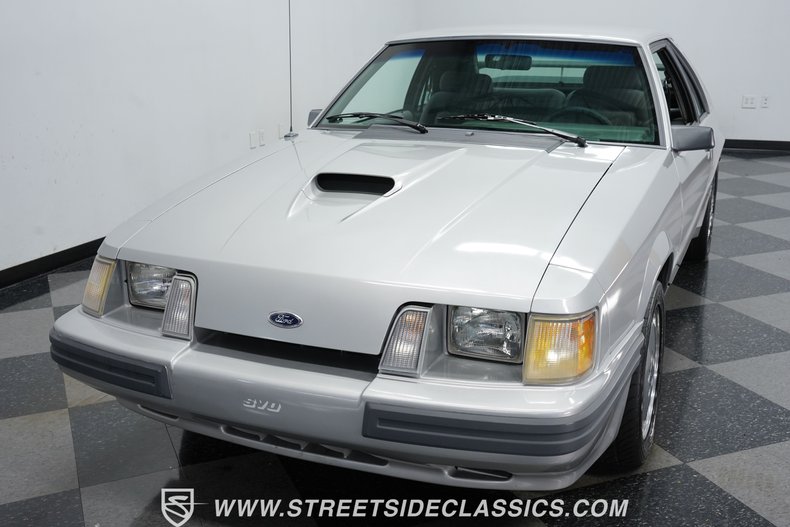 1985 Ford Mustang 16