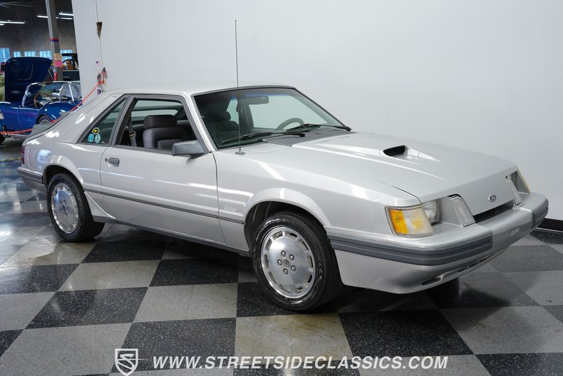 1985 Ford Mustang 13