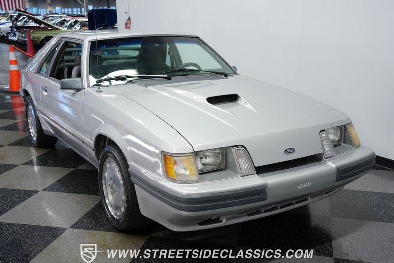 1985 Ford Mustang 14