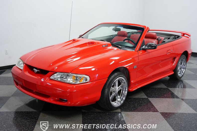 1995 Ford Mustang 17