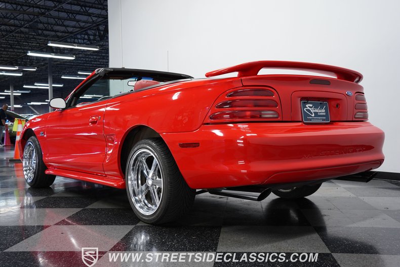 1995 Ford Mustang 23
