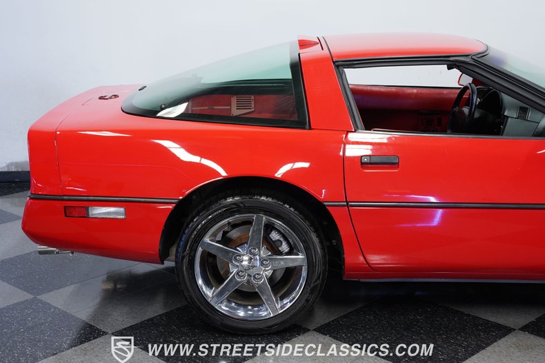 1990 Chevrolet Corvette 27