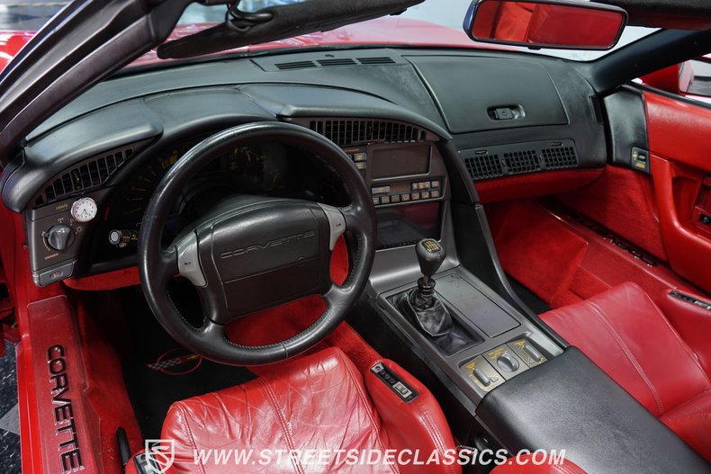 1990 Chevrolet Corvette 35