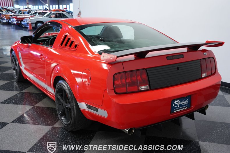 2006 Ford Mustang 7