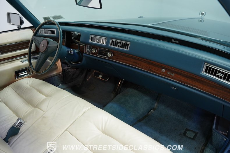 1976 Cadillac Coupe DeVille 44
