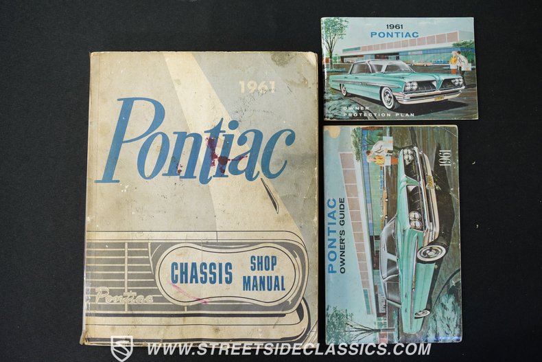 1961 Pontiac Bonneville 68