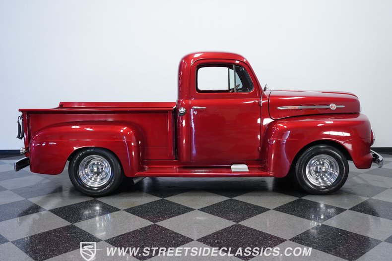 1952 Ford F-1 12