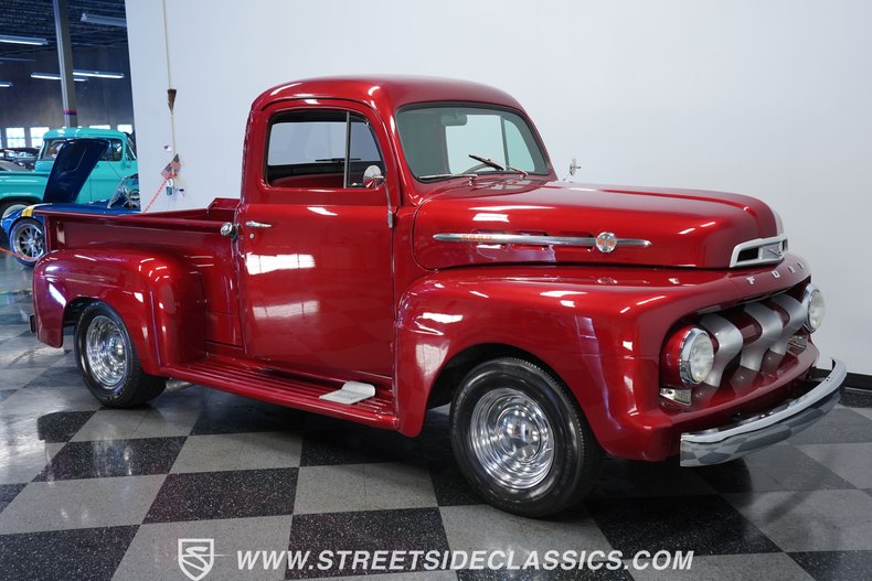 1952 Ford F-1 13