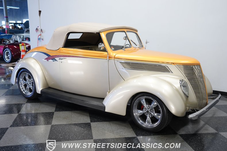 1937 Ford Cabriolet 13