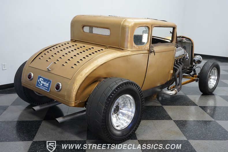 1928 Ford 5-Window 10