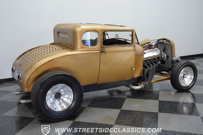 1928 Ford 5-Window 11